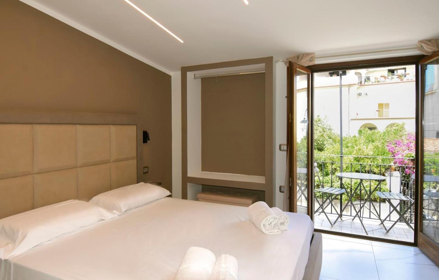 Belma Aparthotel And Rooms Marina di Camerota Exterior photo